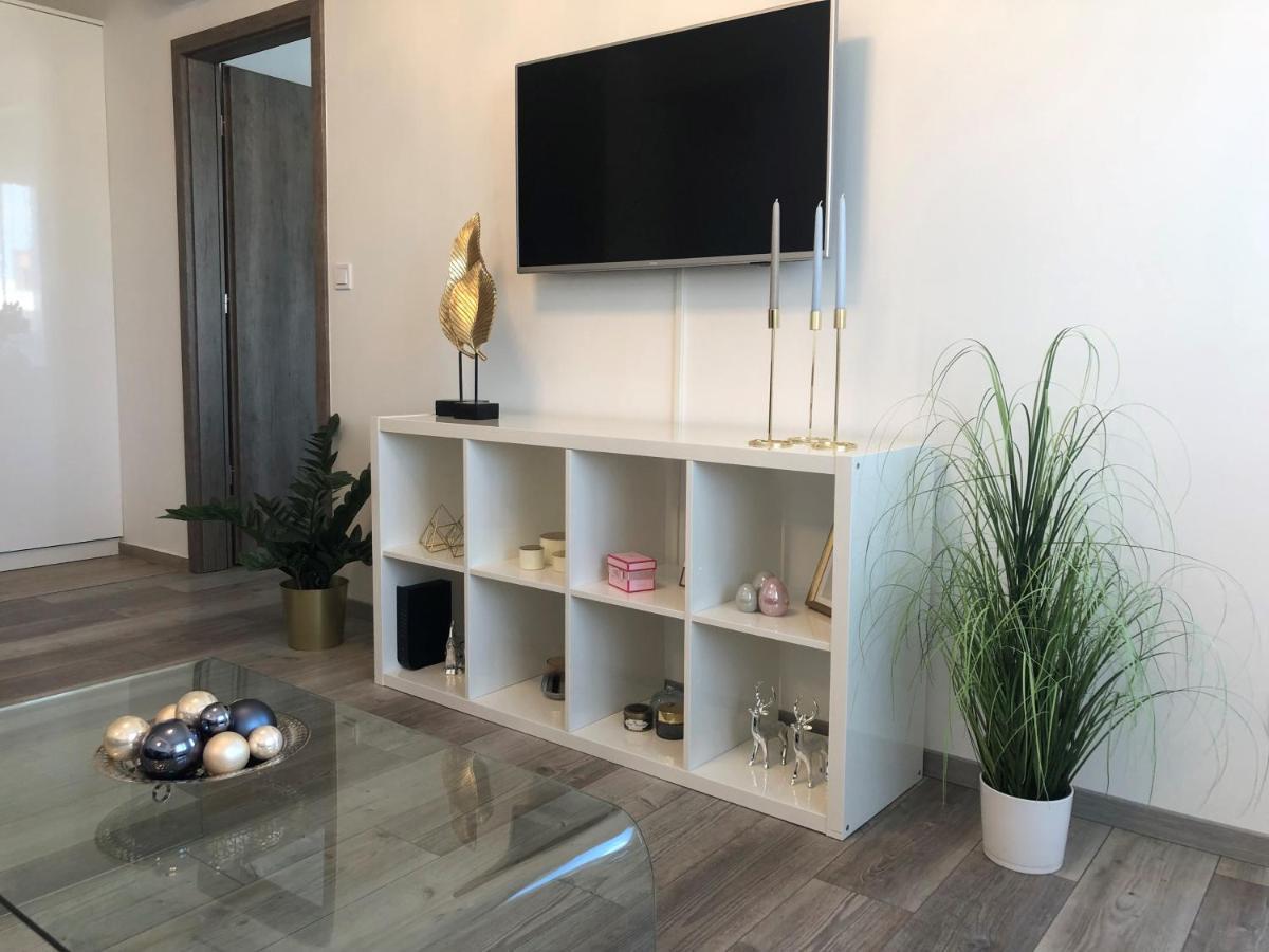 Glamour Apartman Tapolca Buitenkant foto